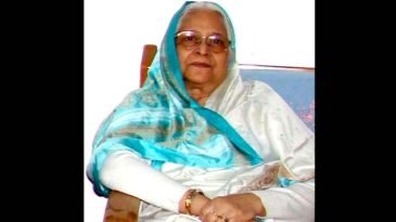 পররাষ্ট্রমন্ত্রীর বড়বোনের মৃত্যু