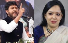 রুমিন ফারহানাকে এক হাত নিলেন নিক্সন চৌধুরী
