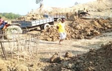 বড়লেখায় অসাধু চক্র পরিকল্পিকভাবে ধ্বংস করছে প্রাকৃতিক পরিবেশ