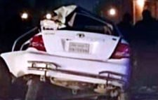 সড়কে ঝরল ভাই বোনসহ ৩ জনের প্রাণ