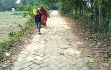 বড়লেখায় ‘কাবিখা’ প্রকল্পের রাস্তার কাজ না করে বরাদ্দ লোপাটের অভিযোগ!