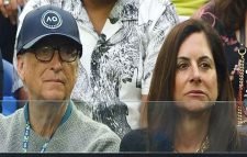 ৬৭ বছর বয়সে প্রেমে পড়লেন বিল গেটস, কে এই রহসম্যময়ী নারী?