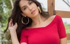 তাক লাগালেন নোরা