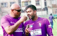 দেশি ক্রিকেটারদের পারফরম্যান্সে খুশি কোচ বাবুল