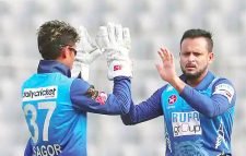 সানির ৭ বছরে ‘প্রথম’