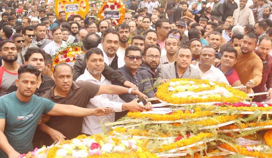 আন্তর্জাতিক মাতৃভাষা দিবসে সিলেট জেলা ও মহানগর যুবদলের শ্রদ্ধা নিবেদন