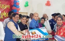চুনারুঘাটে ২৮ লক্ষাধিক টাকা শিক্ষাবৃত্তি ও ল্যাপটপ বিতরণ