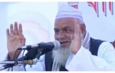 ওয়াজ মাহফিলে বয়ানরত অবস্থায় ইমামের মৃত্যু