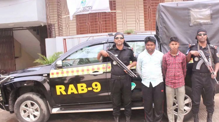 র‌্যাব-৯ এর অভিযানে চাঞ্চল্যকর টমটম চালক হত্যা মামলার আসামী গ্রেফতার