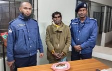 কমলগঞ্জে গাঁজাসহ ১ জন আটক