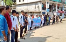  হাওর সমূহে সেচ ব্যবস্থাপনার দাবিতে মানববন্ধন