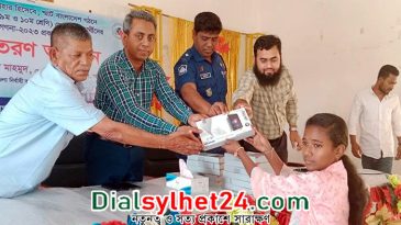 শাল্লায় মাধ্যমিক স্কুল পর্যায়ে ৮৪টি ট্যাব বিতরণ