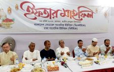 এই সরকারকে রুখতে না পারলে রাষ্ট্রকাঠামো ভেঙে যাবে