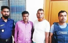 কমলগঞ্জে ২ জুয়াড়ি আটক