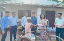  সদর উপজেলার শ্রীরাইনগর আশ্রয়ন প্রকল্প পরিদর্শন করলেন  জেলা প্রশাসক ড. উর্মি বিনতে সালাম