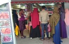 ইফতার যেন মেয়ের বাবার গলার কাঁটা!