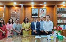 জেলা প্রশাসক হিসেবে দায়িত্ব নিলেন ডঃ উর্মি বিনতে সালাম।