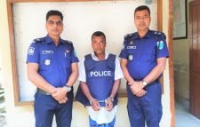 পিতা কর্তৃক মেয়েকে ধর্ষণের ঘটনায় পাষণ্ড পিতা গ্রেফতার