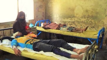 মৌলভীবাজার হাইল হাওড়ে জমিতে ধান কাটতে কেন্দ্র করে প্রতিপক্ষের হামলায় ২ জন আহত