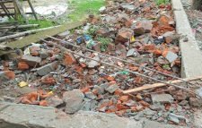 বড়লেখায় প্রবাসীর ভূমি দখলের চেষ্টা, সীমানা প্রাচীর ভাংচুর