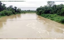 বাড়ছে ধলাই নদীর পানি, বন্যার শঙ্কা