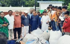 মৌলভীবাজারে শুরু হল ‘পলিথিনের হাট’