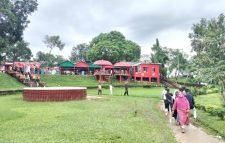 মৌলভীবাজারের ছুটিতে আশানুরূপ দেখা মেলেনি পর্যটকদের: গুরুত্বপূর্ণ পর্যটন কেন্দ্রসহ হোটেল- রিসোর্টগুলো অধিকাংশ ফাঁকা