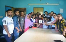 যুক্তরাজ্য যাচ্ছেন রেডিও পল্লীকণ্ঠের একাউন্স অফিসার রুমানা আক্তার