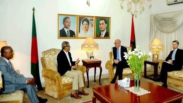 নির্দলীয় সরকার ছাড়া সুষ্ঠু ও অবাধ নির্বাচন সম্ভব নয়- ইইউ রাষ্ট্রদূতকে বিএনপি‘র মহাসচিব