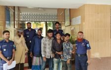 শ্রীমঙ্গল থানা পুলিশের অভিযানে ২  বছরের সাজা পরোয়ানাভুক্ত আসামীসহ  গ্রেফতার ০৫