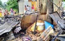 জাফলংয়ে দগ্ধ চারজনকে ঢাকায় প্রেরণ