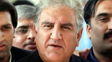 পাকিস্তানের সাবেক পররাষ্ট্রমন্ত্রী গ্রেফতার