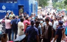 টাঙ্গুয়ার হাওর থেকে গ্রেপ্তার ৩৪ শিক্ষার্থী ‘শিবির কর্মী’