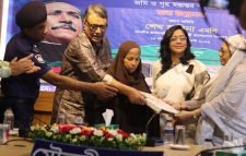 মৌলভীবাজারে ৬শত ৪৩টি পরিবারের মাঝে প্রধানমন্ত্রীর উপহারের ঘর বিতরণ