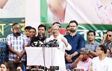 খালেদা জিয়ার কিছু হলে দায় সরকারের : মির্জা ফখরুল