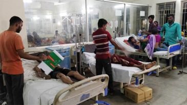 সিলেটে ফিলিং স্টেশনে বিস্ফোরণে দগ্ধ আরও দুইজনের মৃত্যু