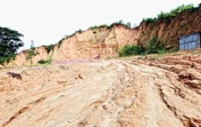 তিন দশকে সিলেট নগরীর ৫০ ভাগ টিলা ধ্বংস