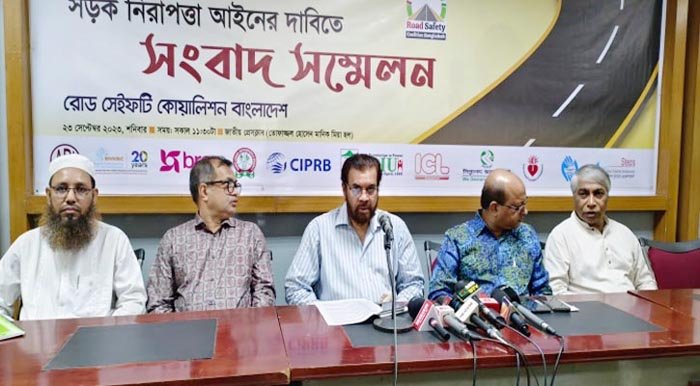 চলতি বছরের ৮ মাসে সড়কে ঝরলো ৩৩১৭ প্রাণ