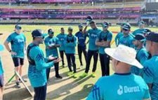 মাঠে নামার আগে দলকে চাঙা করার চেষ্টা সাকিবের