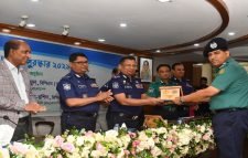 পেশাদারিত্ব ও শুদ্ধতার সাথে দায়িত্ব পালনের জন্য পুলিশ সদস্যদের প্রতি আহবান আইজিপির