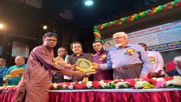 মাদার তেরেসা গোল্ডেন এ্যাওয়ার্ড পেলেন মৌলভীবাজারের কপিল দেব