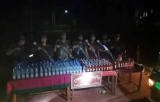 জুড়ীতে সিএনজি গাড়ীসহ ভারতীয় মদ জব্দ