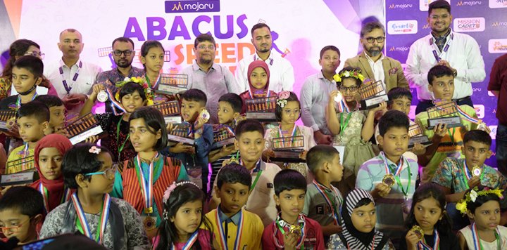 অ্যাবাকাস স্পিড মাস্টার প্রতিযোগিতায় লাখ টাকা জিতলো মুনতাহা