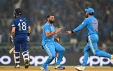 ইংলিশদের লজ্জায় ডোবালো ভারত