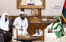 প্রধানমন্ত্রীর সঙ্গে পবিত্র মসজিদে নববী ইমামের সাক্ষাৎ