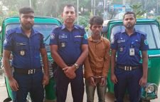 সিএনজিসহ চোর আটক