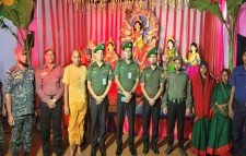 বড়লেখায় পূজামন্ডপ পরিদর্শনে আনসার ও ভিডিপি কমান্ড্যান্ট