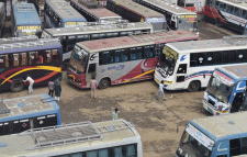 ঢাকার সঙ্গে সারাদেশের বাস চলাচল বন্ধ