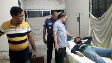 পুলিশের ওপর বিএনপির হামলা, আহত ৪