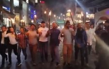 অবরোধ ও হরতাল সফলে সিলেট স্বেচ্ছাসেবক দলের মশাল মিছিল